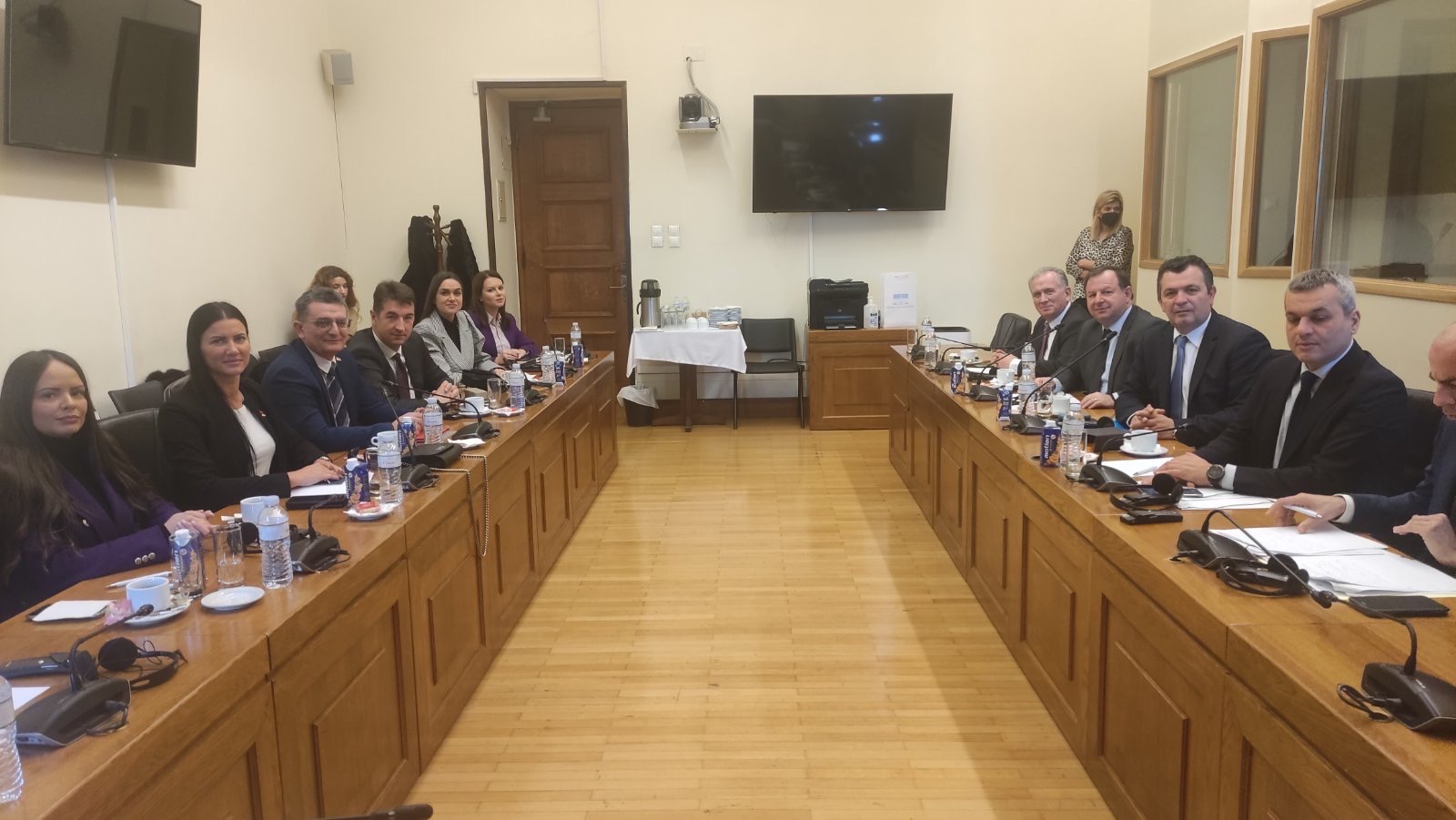 Στη συνεδρίαση της Κοινοβουλευτικής Ομάδας Φιλίας Σερβίας - Ελλάδας ο Χάρης Μαμουλάκης