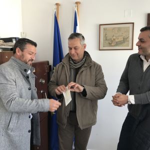 Ολοκληρώθηκε ο σχολικός διαγωνισμός ανακύκλωσης ρούχων και παπουτσιών Ολοκληρώθηκε ο σχολικός διαγωνισμός ανακύκλωσης ρούχων και παπουτσιών