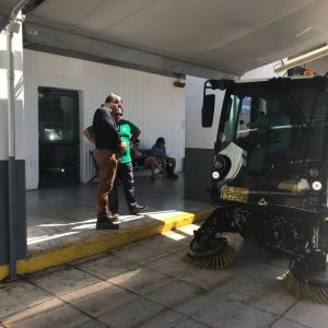 Καθαρισμός του αερολιμένα «Νίκος Καζαντζάκης» Καθαρισμός του αερολιμένα «Νίκος Καζαντζάκης»