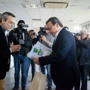 Στην πιλοτική μονάδα Life F4F ο αν. Υπουργός Σωκράτης Φάμελλος Στην πιλοτική μονάδα Life F4F ο αν. Υπουργός Σωκράτης Φάμελλος