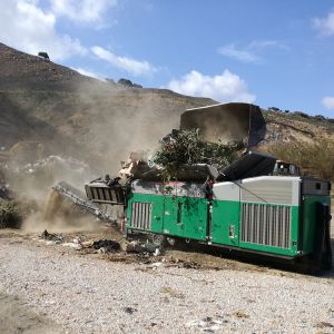 Μαθητές από Αγγλία, Γερμανία, Ρουμανία και Ελλάδα στον ΧΥΤΑ Πέρα Γαλήνων Μαθητές από Αγγλία, Γερμανία, Ρουμανία και Ελλάδα στον ΧΥΤΑ Πέρα Γαλήνων
