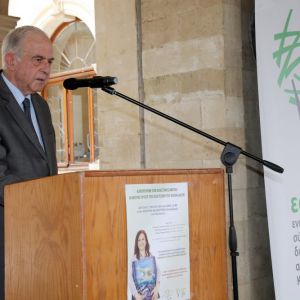 Εκδηλώσεις στο Ηράκλειο για την τσάντα πολλαπλών χρήσεων του Ε.Σ.Δ.Α.Κ. Εκδηλώσεις στο Ηράκλειο για την τσάντα πολλαπλών χρήσεων του Ε.Σ.Δ.Α.Κ.